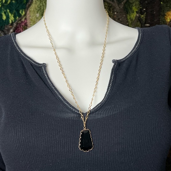 Large Black Glass Pendant Elegant Necklace - Dressy Boho Trendy Necklace - Picture 13 of 14